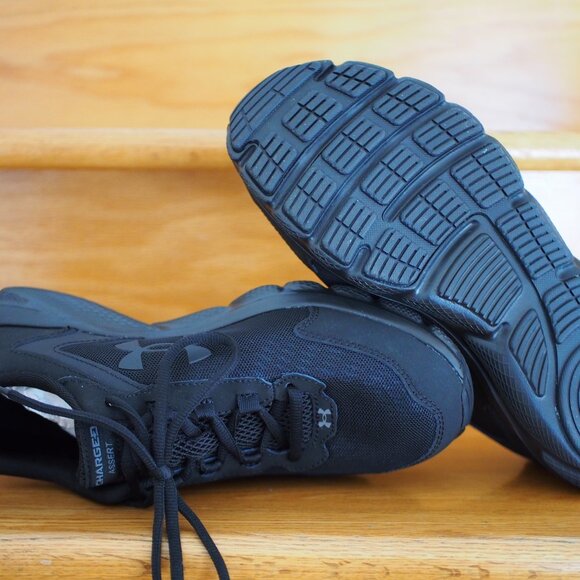 Under Armor Charged Assert Sneakers - Black - Size 9 US Extra Wide - Picture 6 of 8